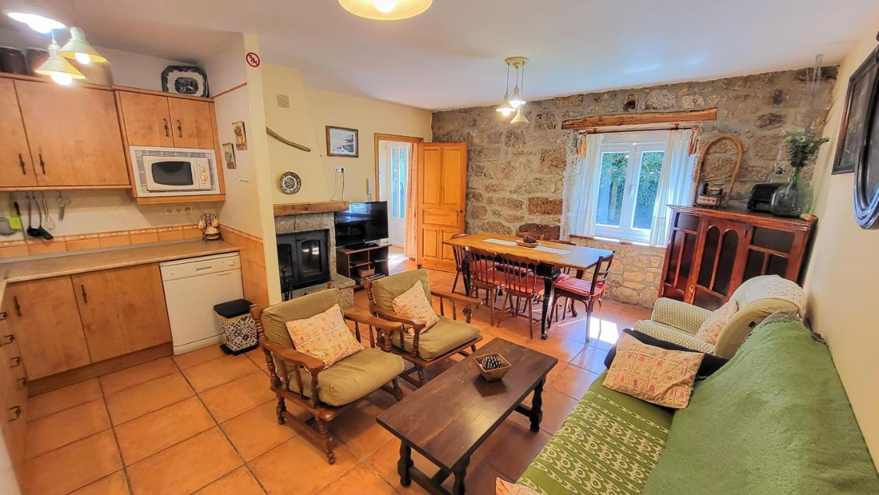 Conjunto Entre Acebos Guest House Sotillo de Sanabria Eksteriør bilde