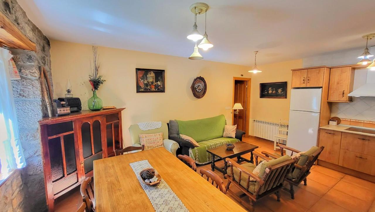 Conjunto Entre Acebos Guest House Sotillo de Sanabria Eksteriør bilde
